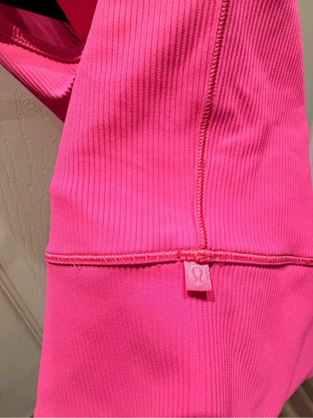 Lululemon power pivot ribbed tank top size 16 sonic pink